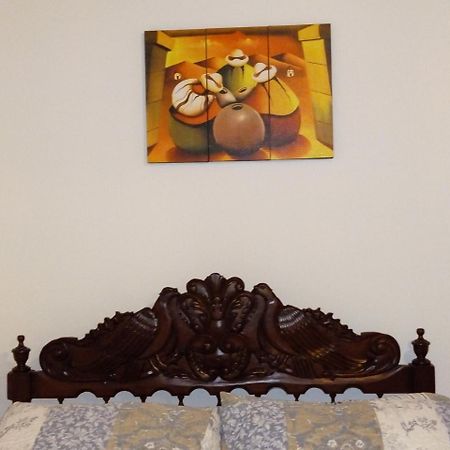 Nydia'S Trujillo City Hostel ภายนอก รูปภาพ